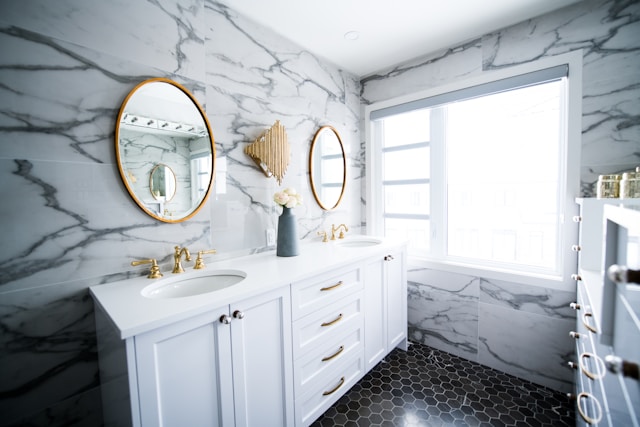 Revitalizing Your Space: The Impacts of Bathroom Remodeling on Home Value and Comfort